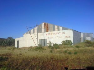 KR220, -24.194866 116.411191 Old shearing shed